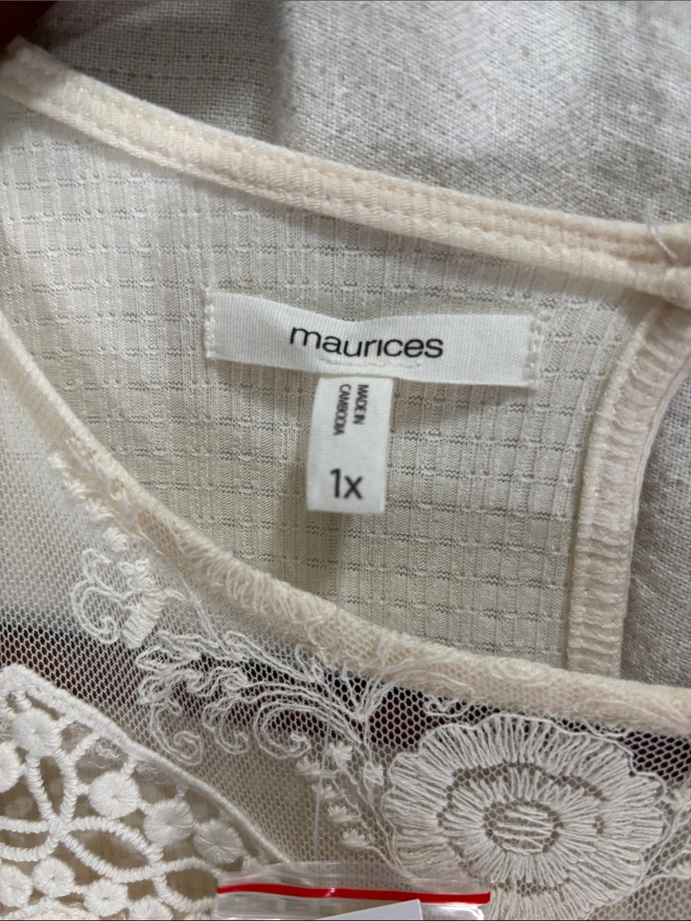 NWT Maurices Cream Crochet Lace Yoke Peasant Blouse Long Sleeve Boho 1X - Picture 2 of 9